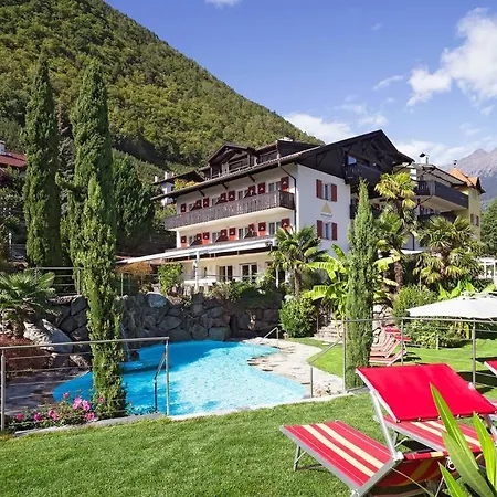 Sonnenhof Hotel 3*