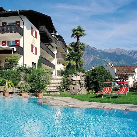 Sonnenhof Hotel 3*